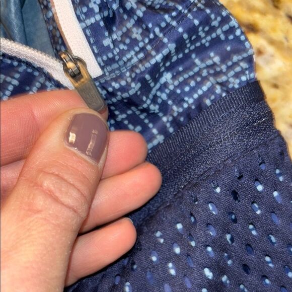 New Balance Black and Gray Hooded light weight Jacket with Reflective Accents - Picture 10 of 11